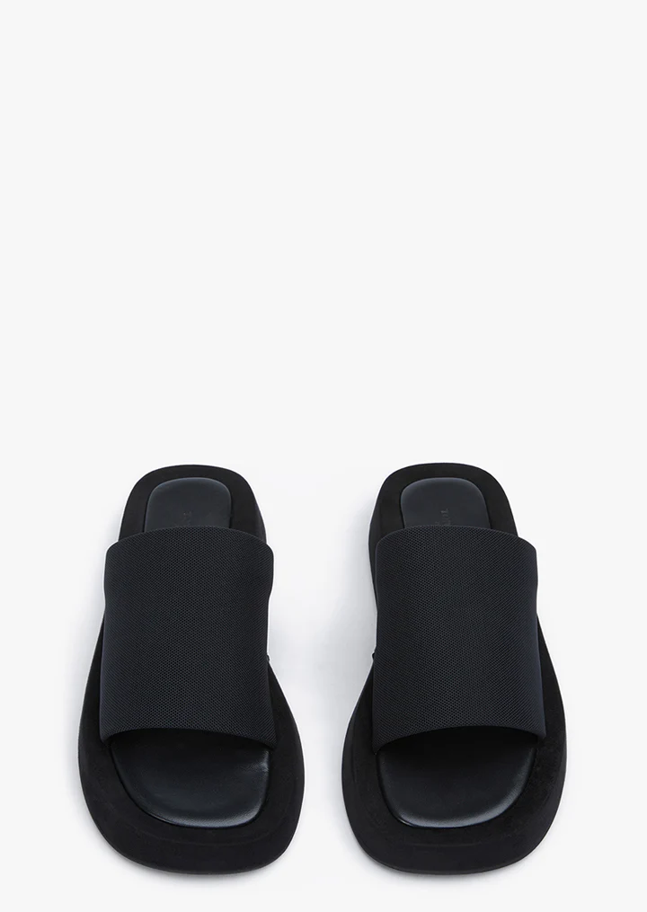 Isabel Black Magic - Image 3